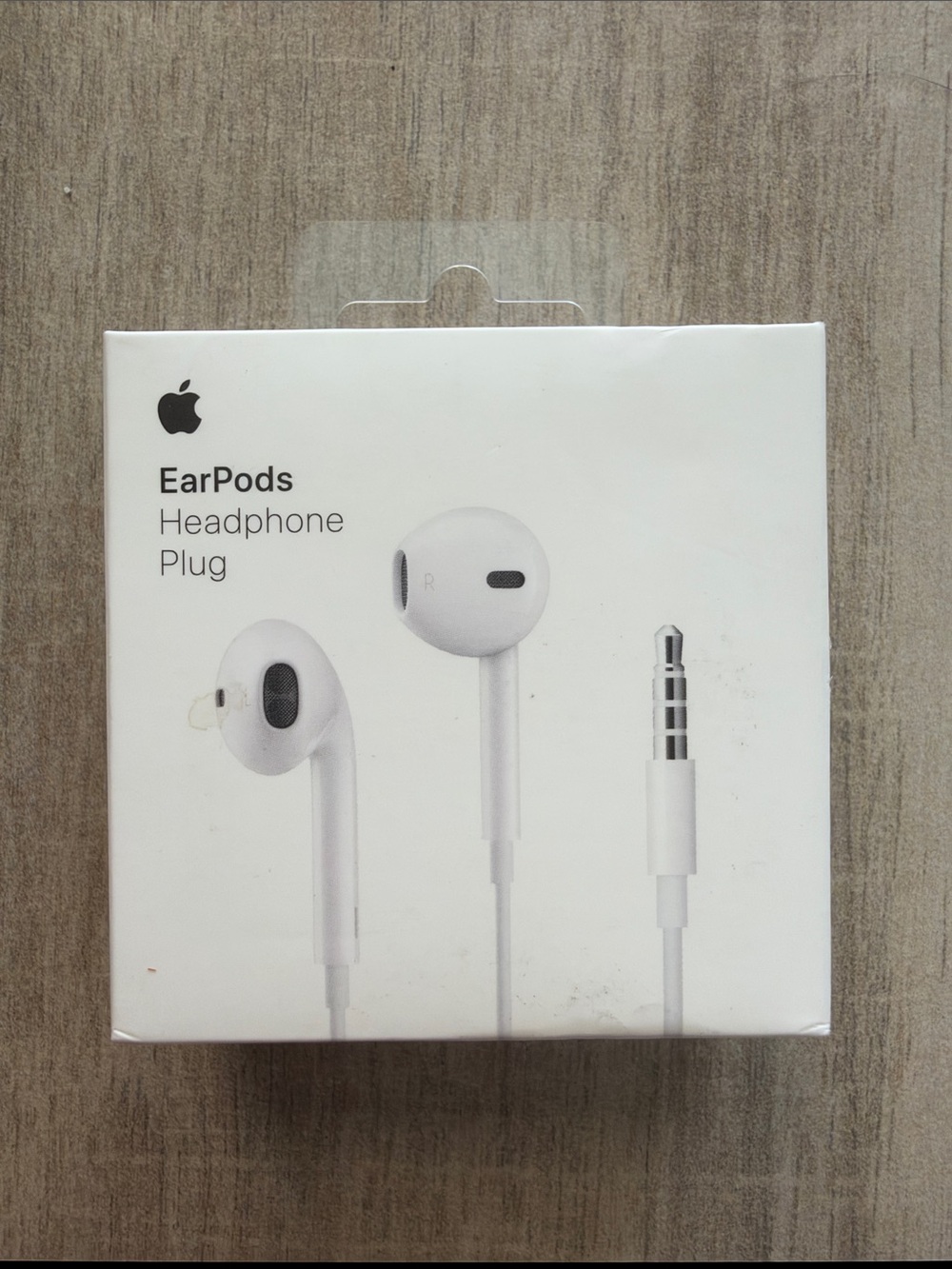 Apple EarPods with Headphone Plug in White - Brand New